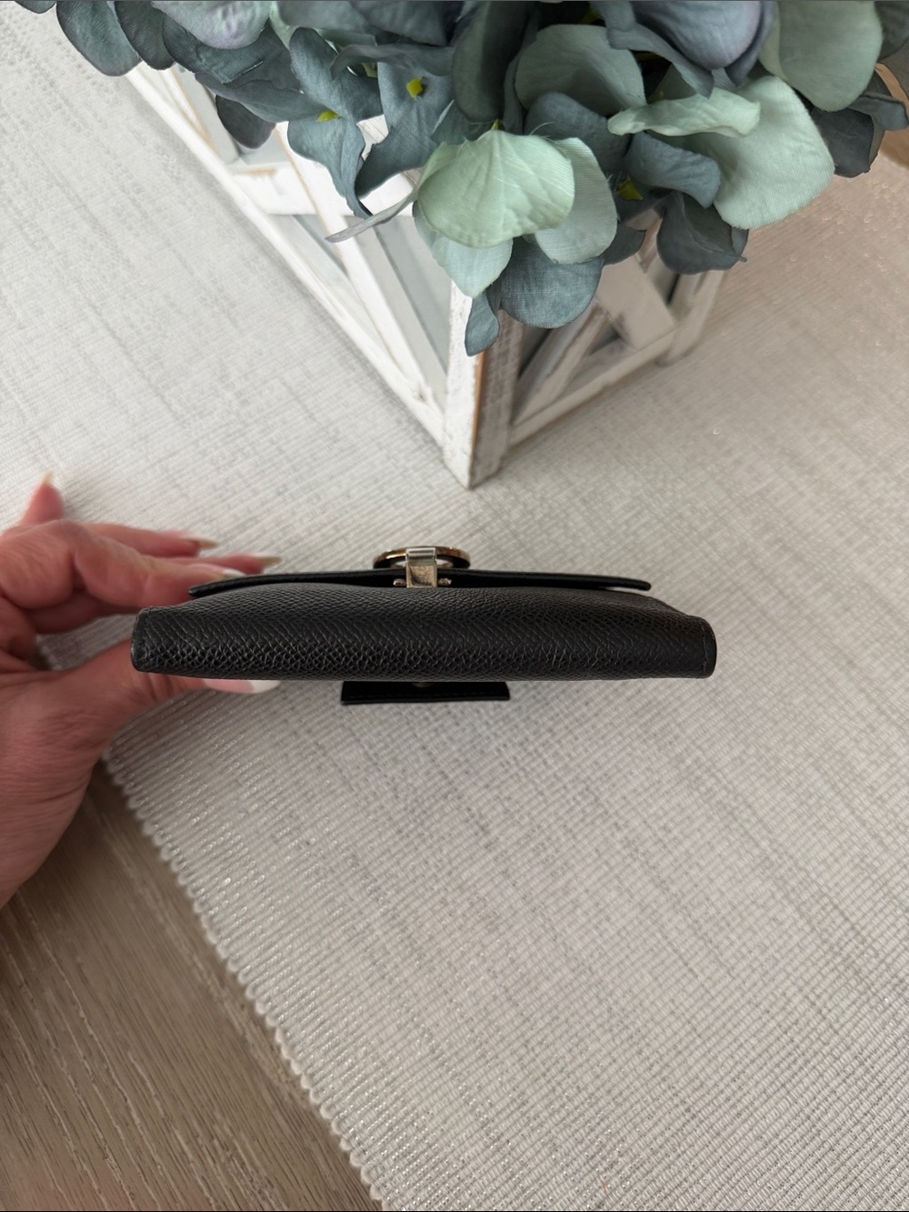 Bulgari Black Textured Leather Compact Wallet with Signature Ring - Picture 12 of 12